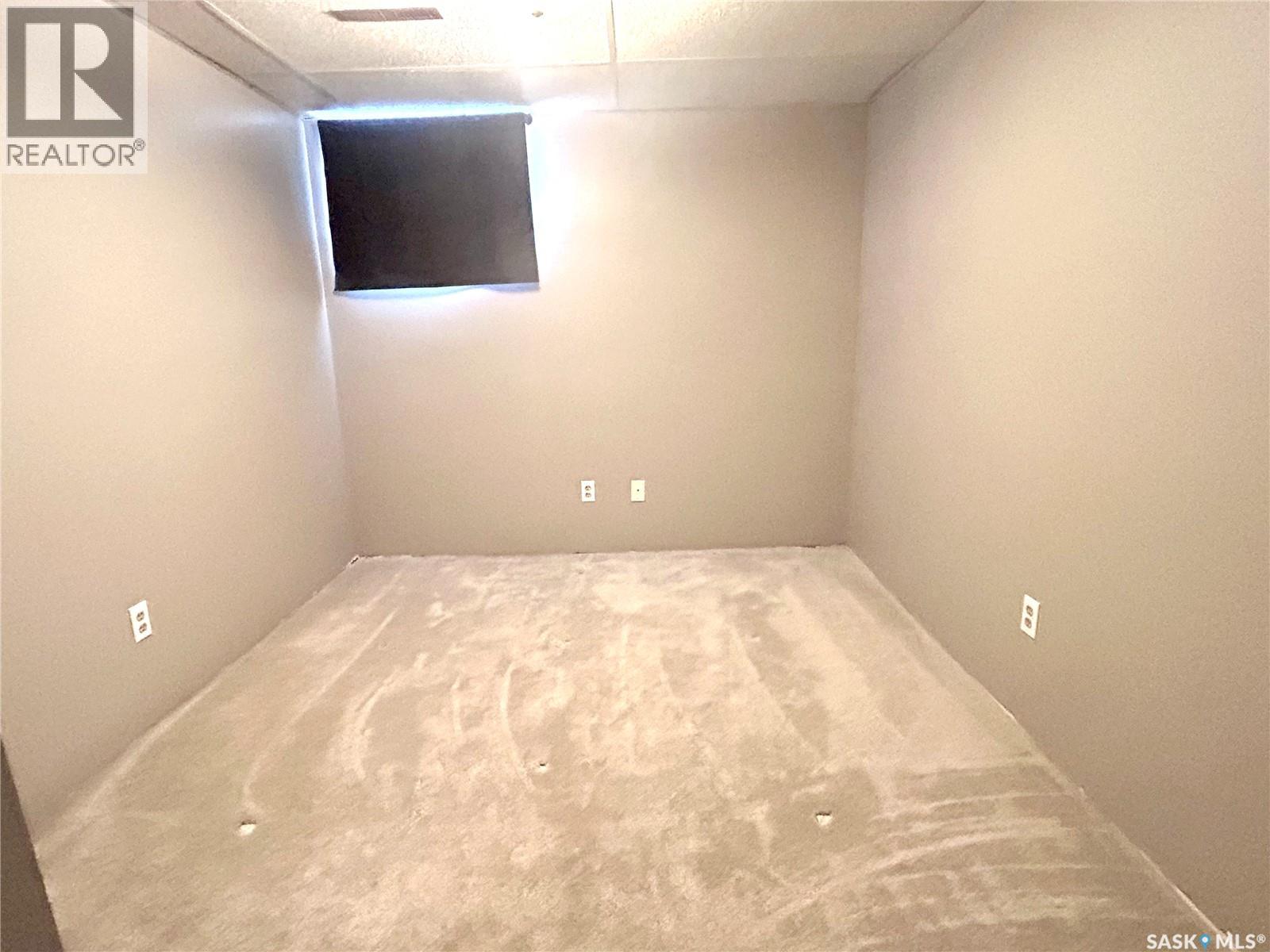 306 Main Street, Bienfait, Saskatchewan  S0C 0M0 - Photo 32 - SK029893