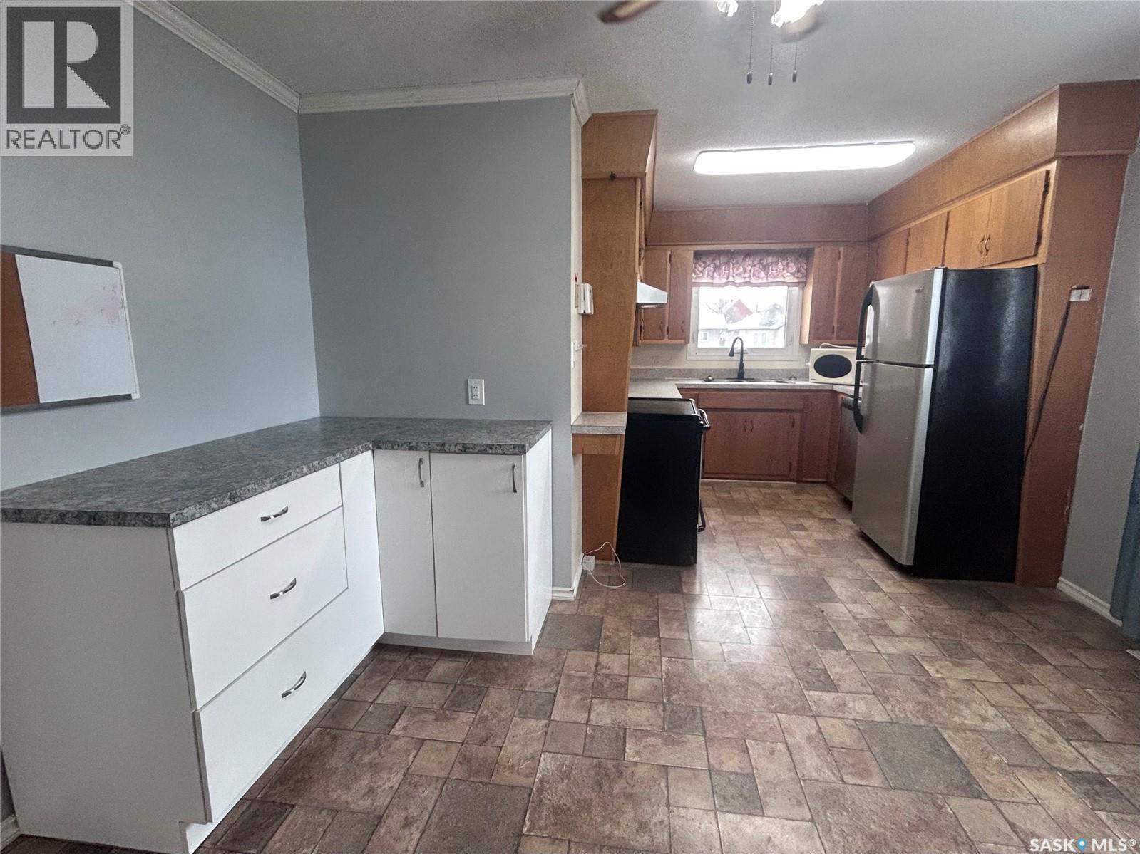 306 Main Street, Bienfait, Saskatchewan  S0C 0M0 - Photo 6 - SK029893