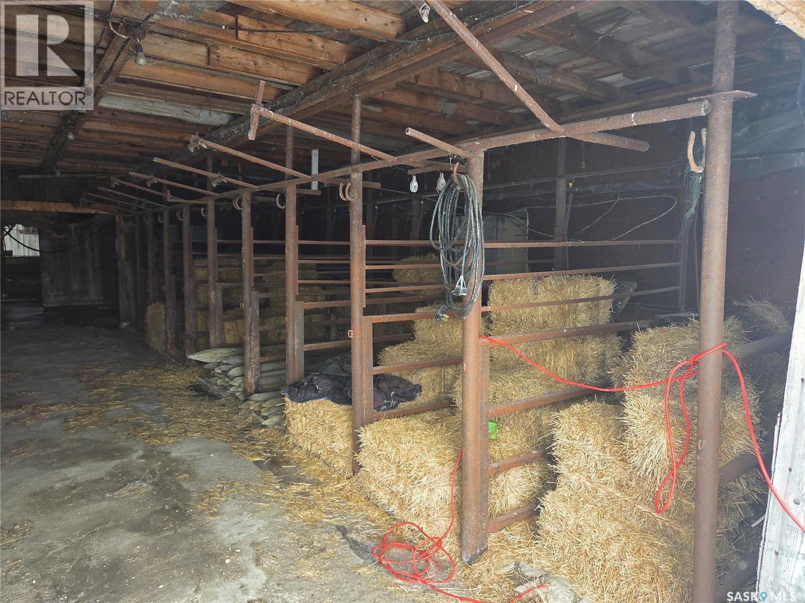 Mckennitt Land & Buildings, Mount Pleasant  Rm No. 2, Saskatchewan  S0C 0S0 - Photo 12 - SK029828