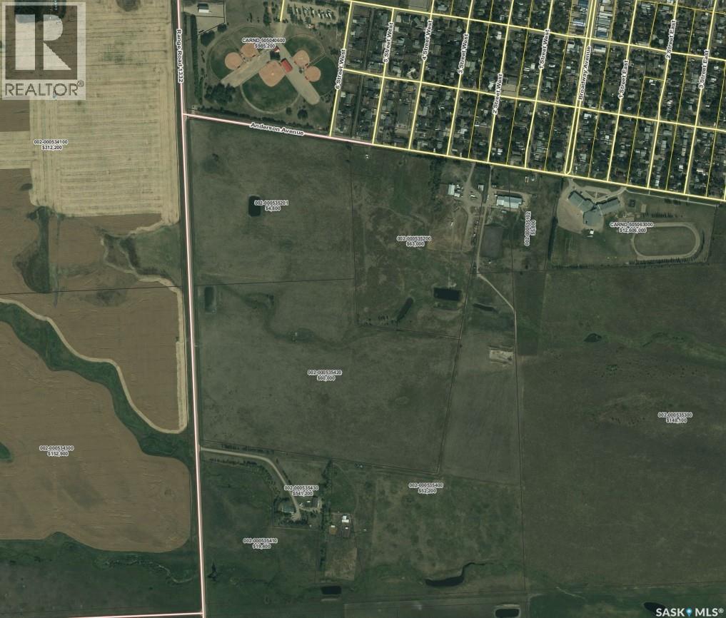 Mckennitt Land & Buildings, Mount Pleasant  Rm No. 2, Saskatchewan  S0C 0S0 - Photo 2 - SK029828