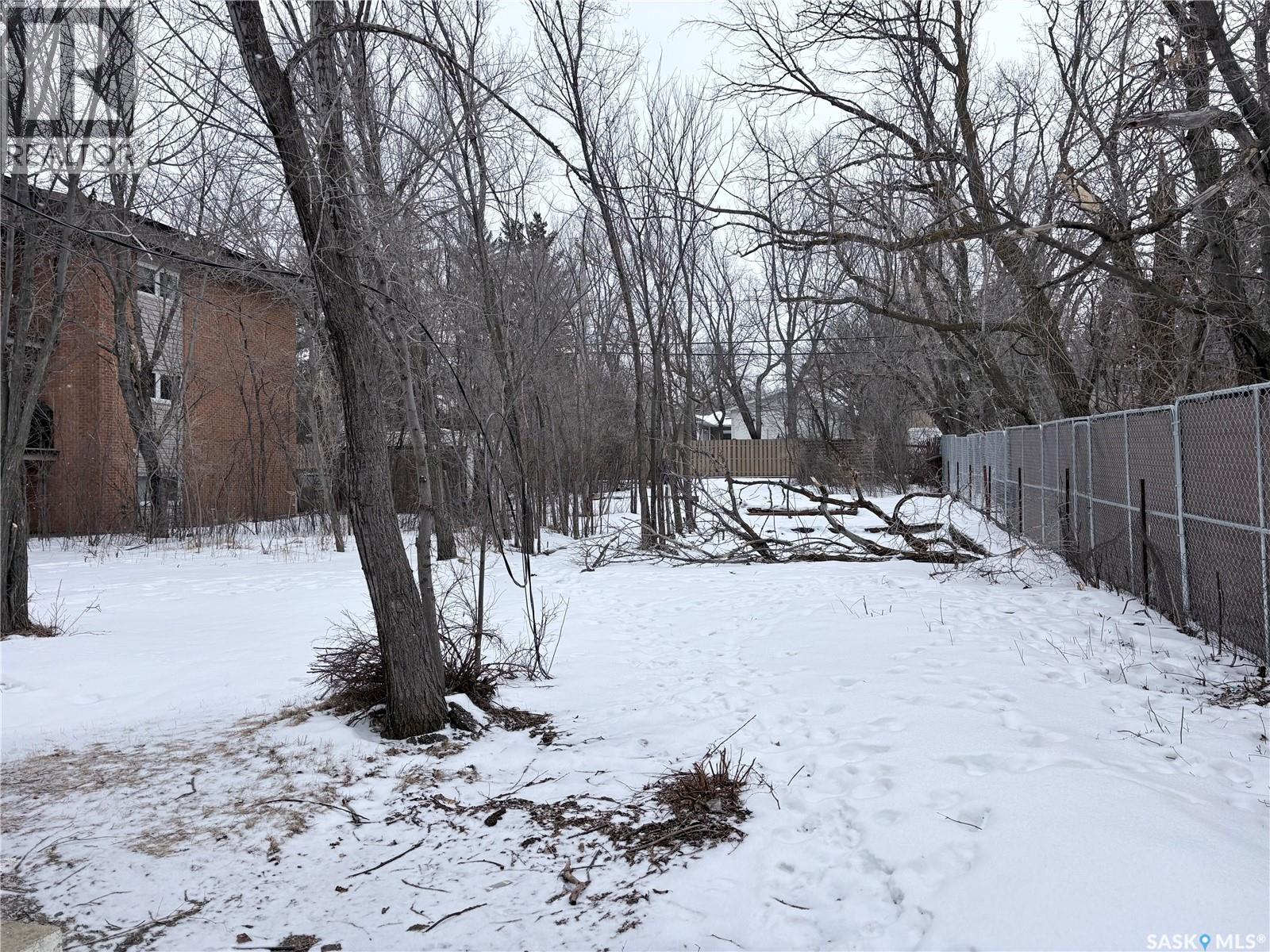 975 Coteau Street W, Moose Jaw, Saskatchewan  S6H 5G1 - Photo 12 - SK029823