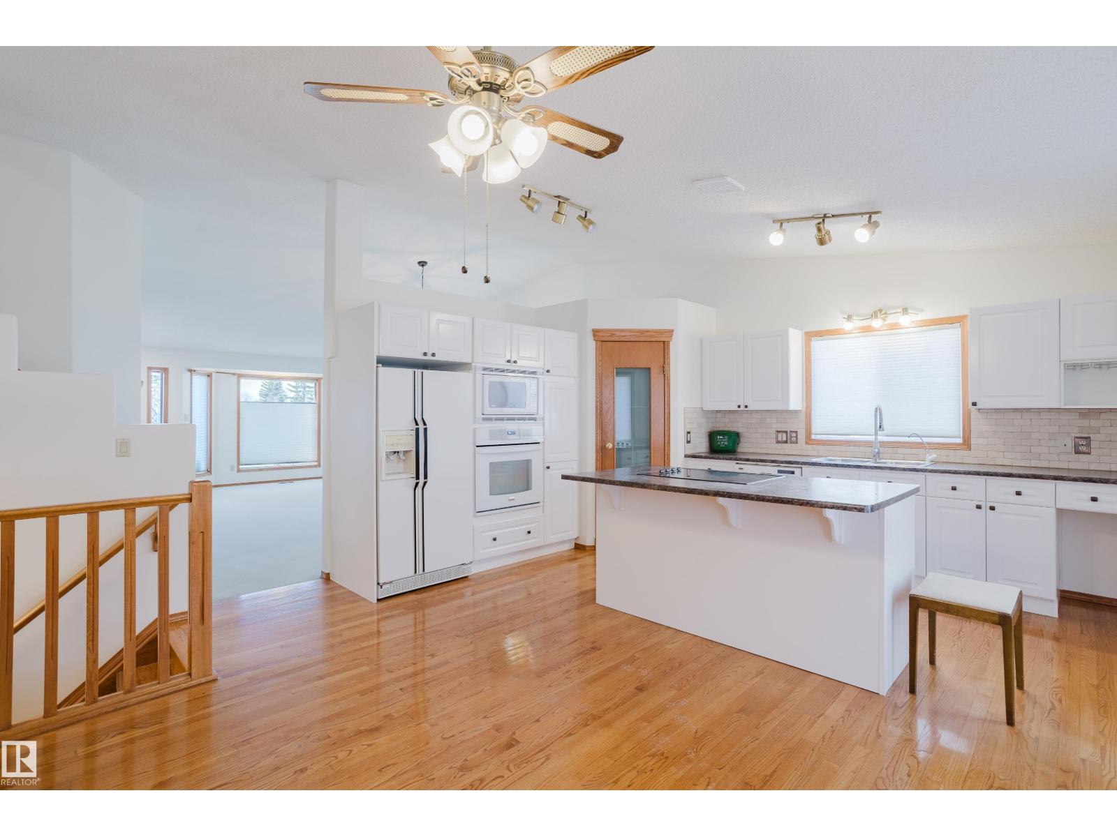 535 Pardee Bay Ba Nw, Edmonton, Alberta  T5T 5Y9 - Photo 19 - E4476347