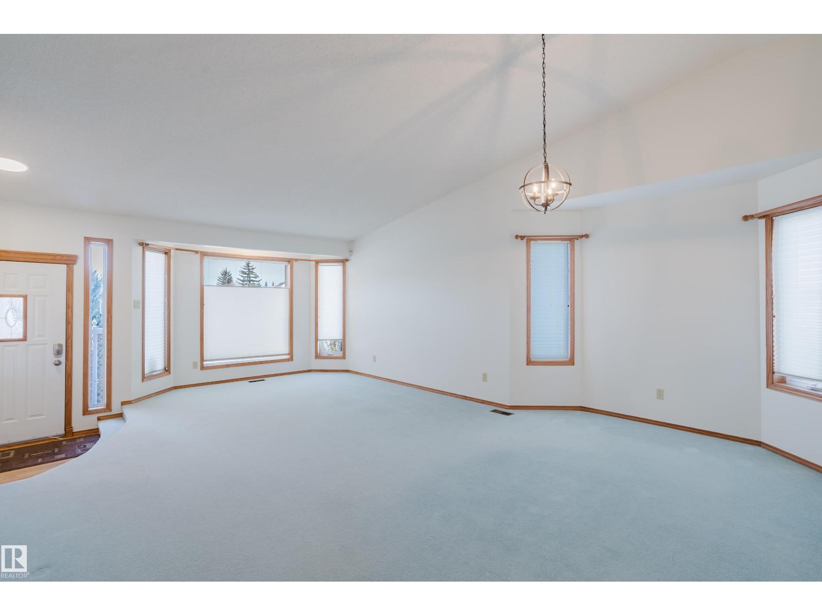 535 Pardee Bay Ba Nw, Edmonton, Alberta  T5T 5Y9 - Photo 8 - E4476347