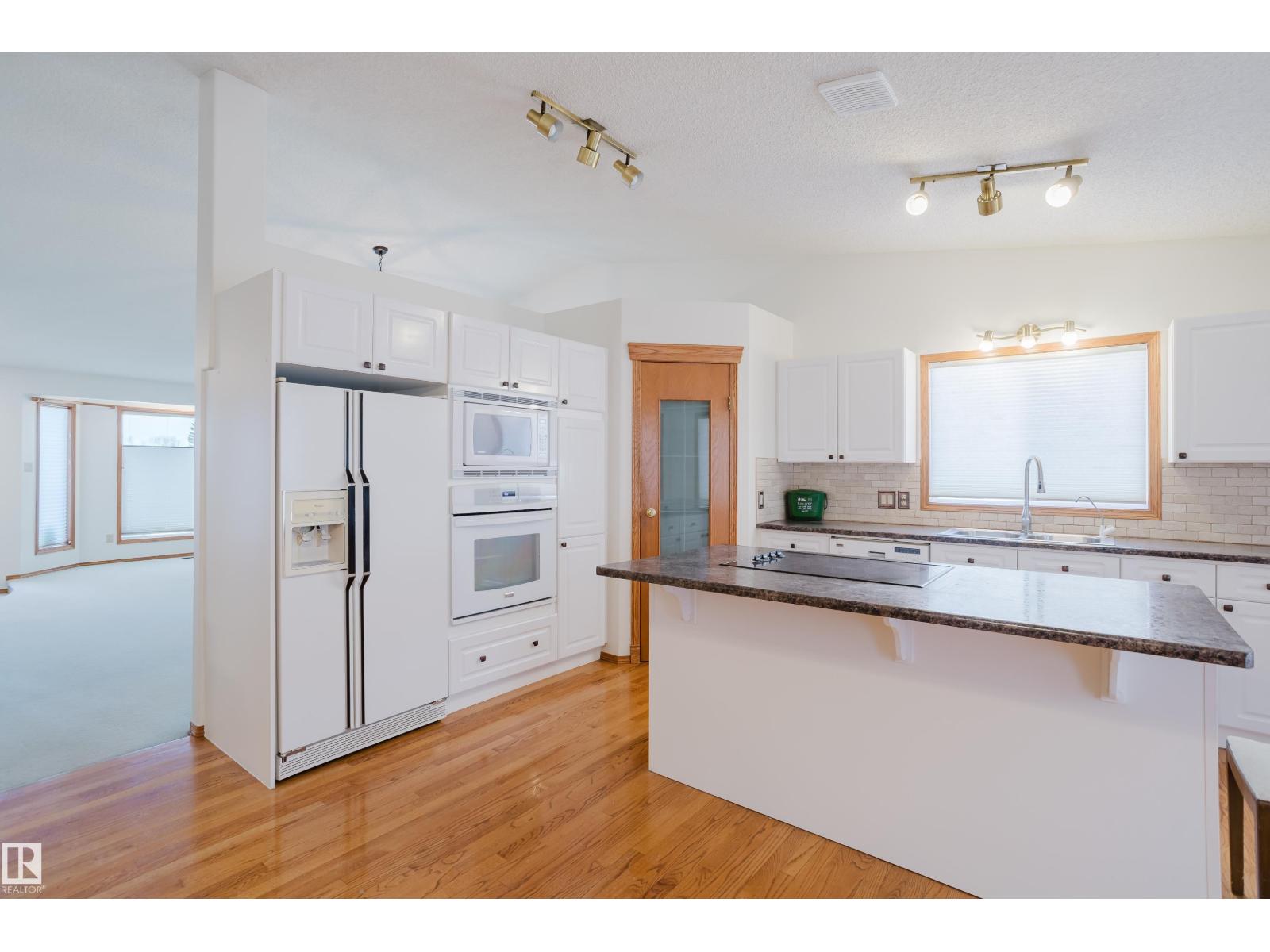 535 Pardee Bay Ba Nw, Edmonton, Alberta  T5T 5Y9 - Photo 10 - E4476347