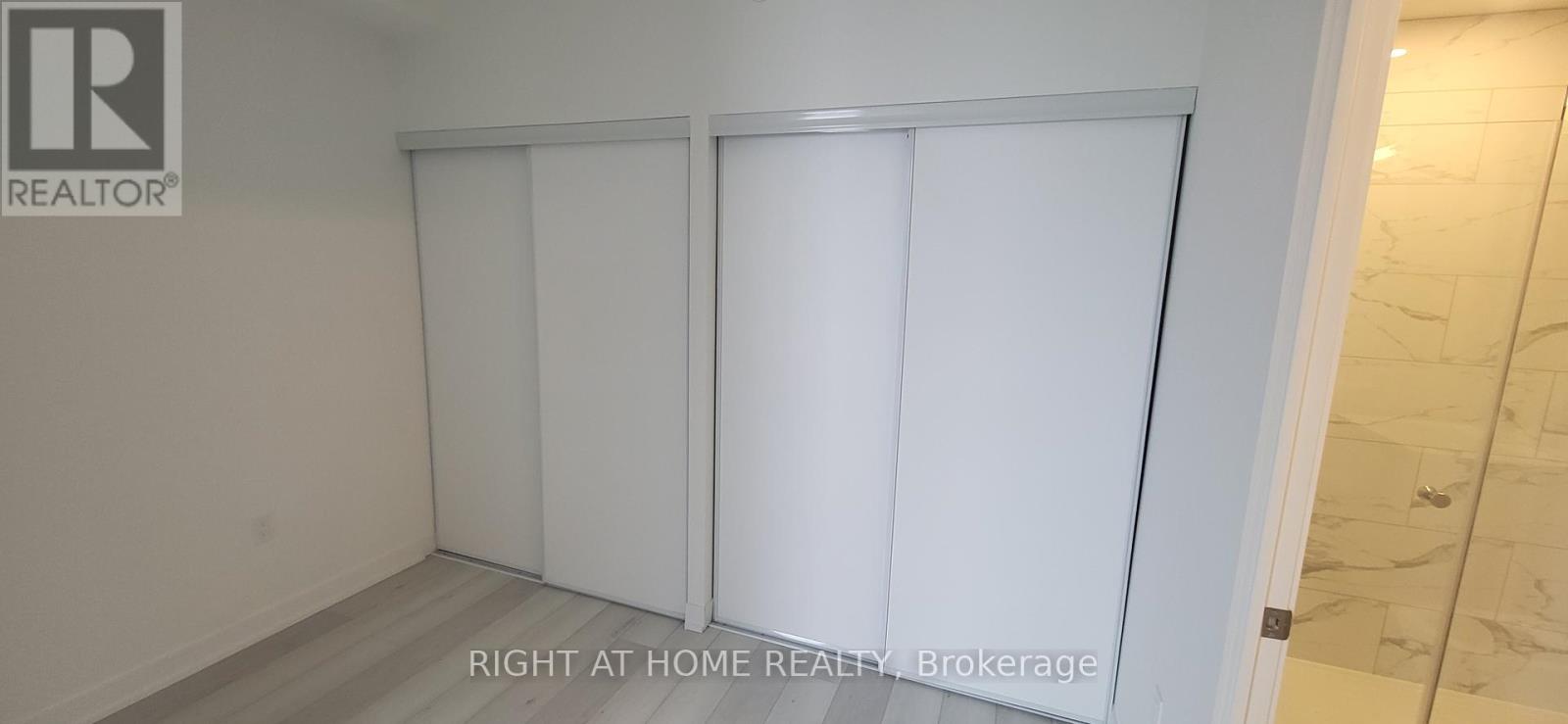 2102 - 1 Quarrington Lane, Toronto, Ontario  M3C 0S4 - Photo 10 - C12829708