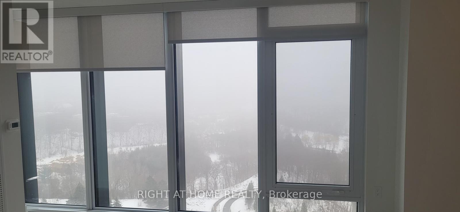 2102 - 1 Quarrington Lane, Toronto, Ontario  M3C 0S4 - Photo 3 - C12829708