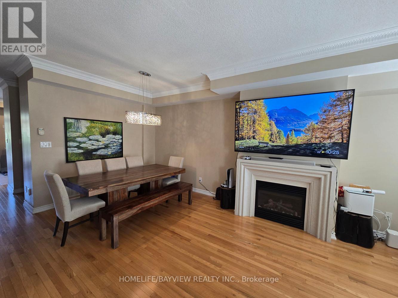 Upper - 9 Ruskov Lane, Markham, Ontario  L6C 0N9 - Photo 4 - N12849648