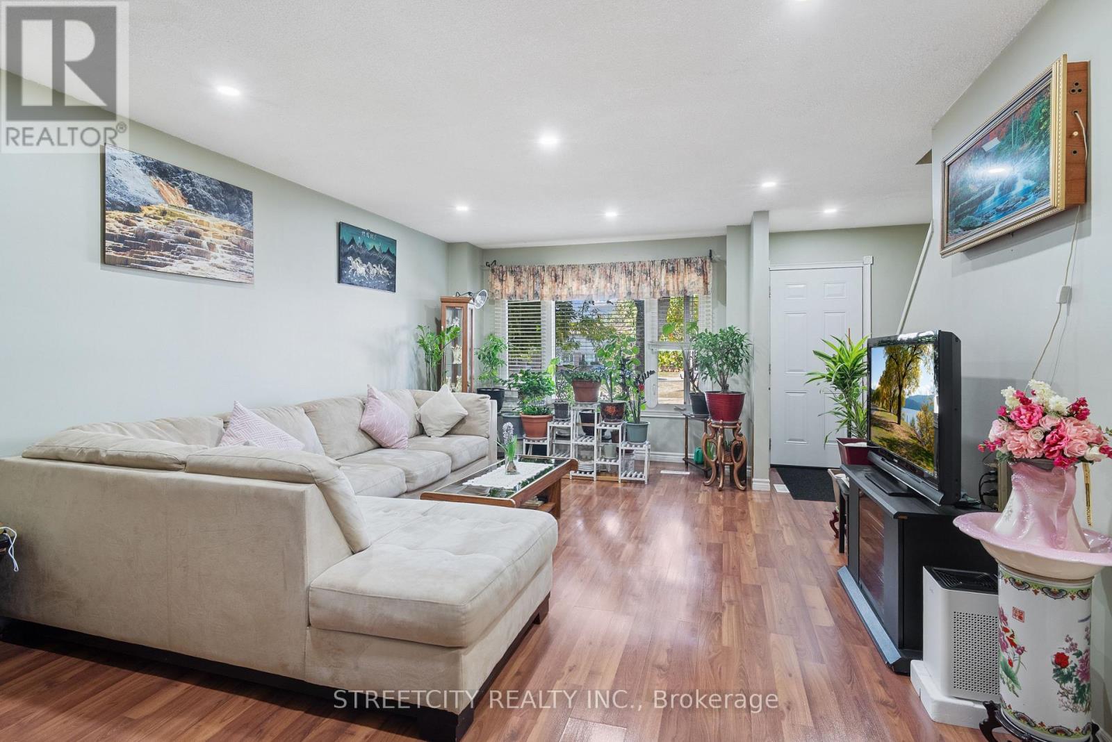 19 - 45 Gatewood Place, London East (East A), Ontario  N5Y 5A4 - Photo 10 - X12855550