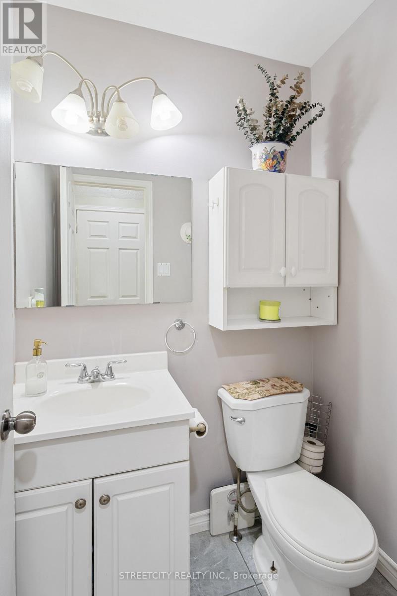 19 - 45 Gatewood Place, London East (East A), Ontario  N5Y 5A4 - Photo 16 - X12855550