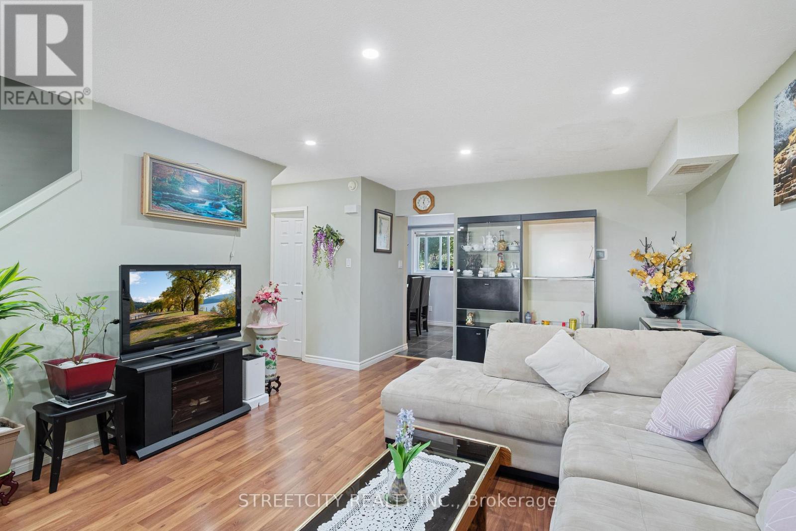 19 - 45 Gatewood Place, London East (East A), Ontario  N5Y 5A4 - Photo 8 - X12855550