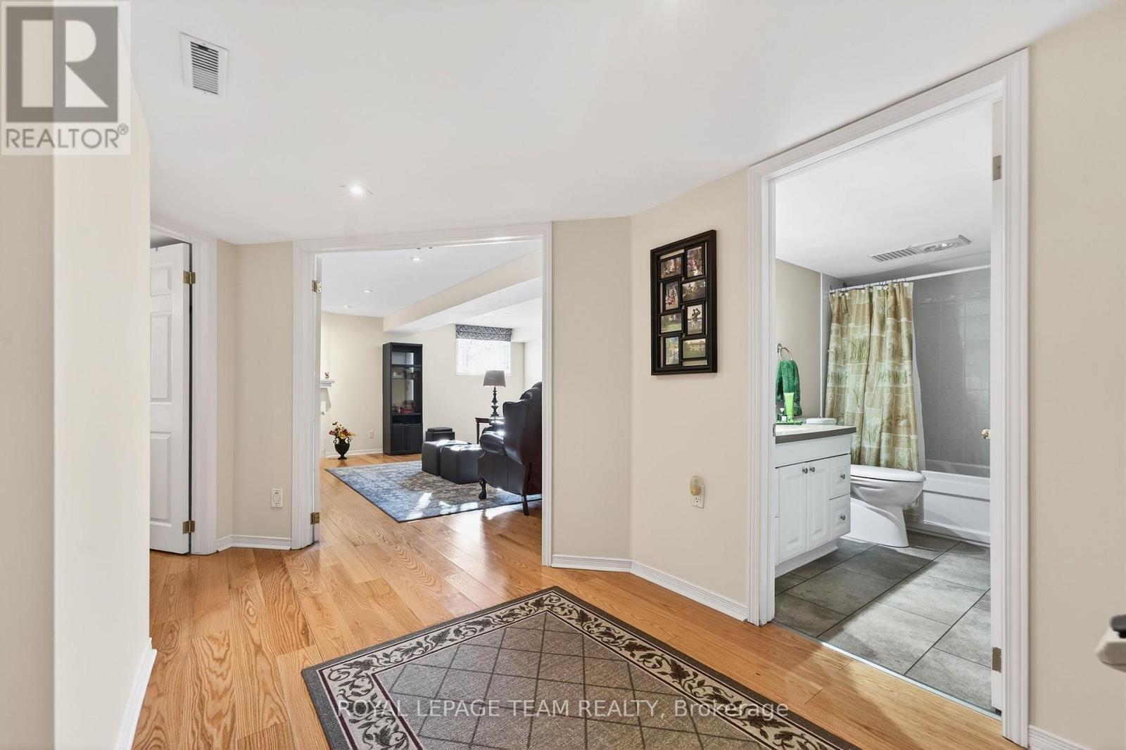 12 Partridge Drive, Ottawa, Ontario  K2M 2P6 - Photo 34 - X12855584