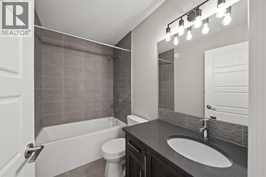 110 Sora Gardens Se, Calgary, Alberta  T3S 0V3 - Photo 9 - A2284927