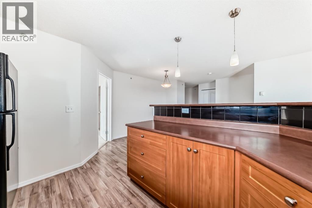 4425, 10 Prestwick Bay Se, Calgary, Alberta  T2Z 0B4 - Photo 8 - A2289388