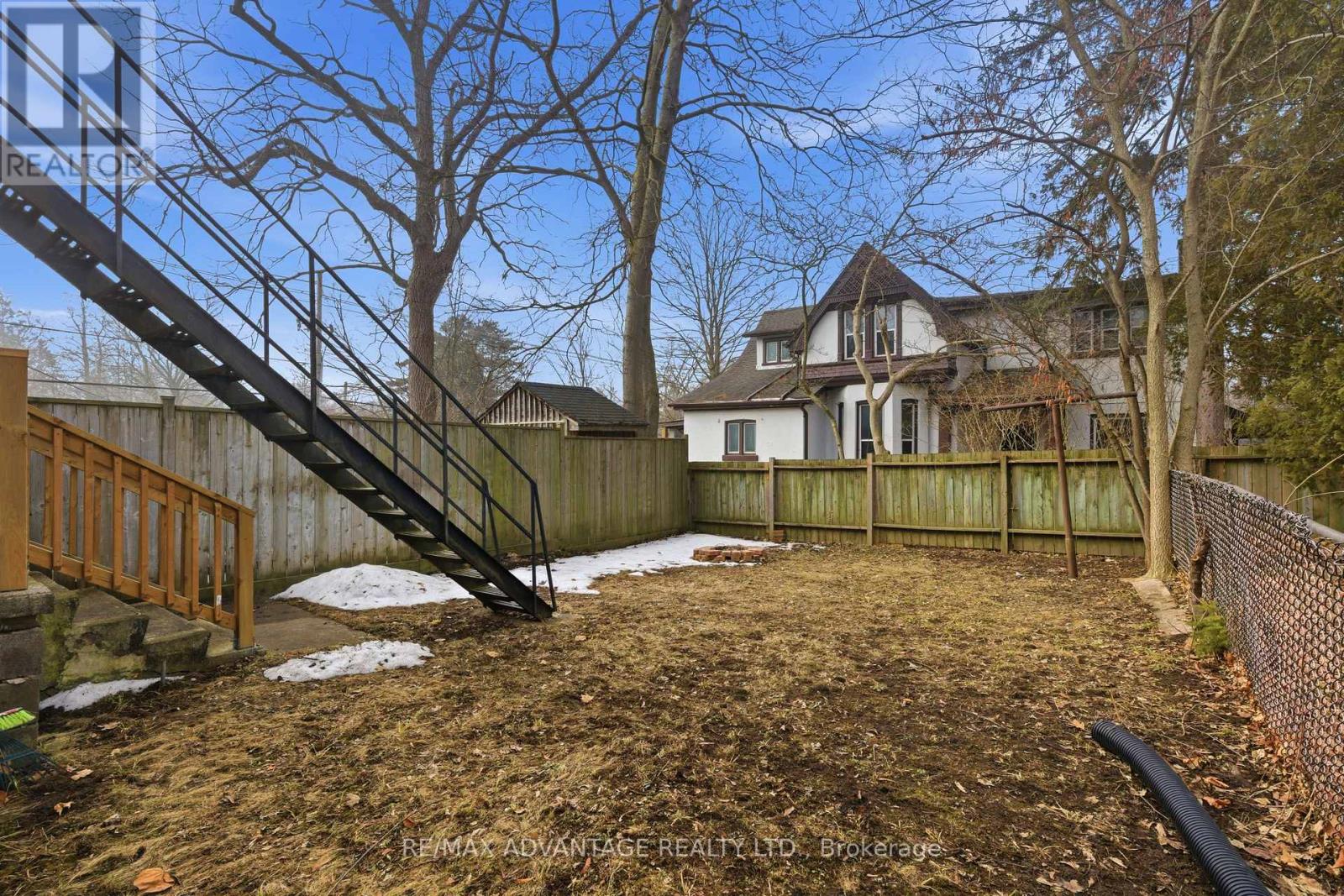 1051 Richmond Street, London East, Ontario  N6A 3J7 - Photo 10 - X12856406