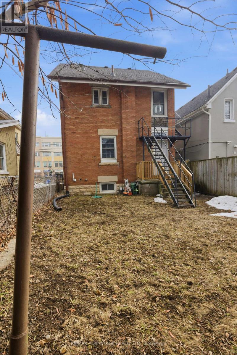 1051 Richmond Street, London East, Ontario  N6A 3J7 - Photo 9 - X12856406