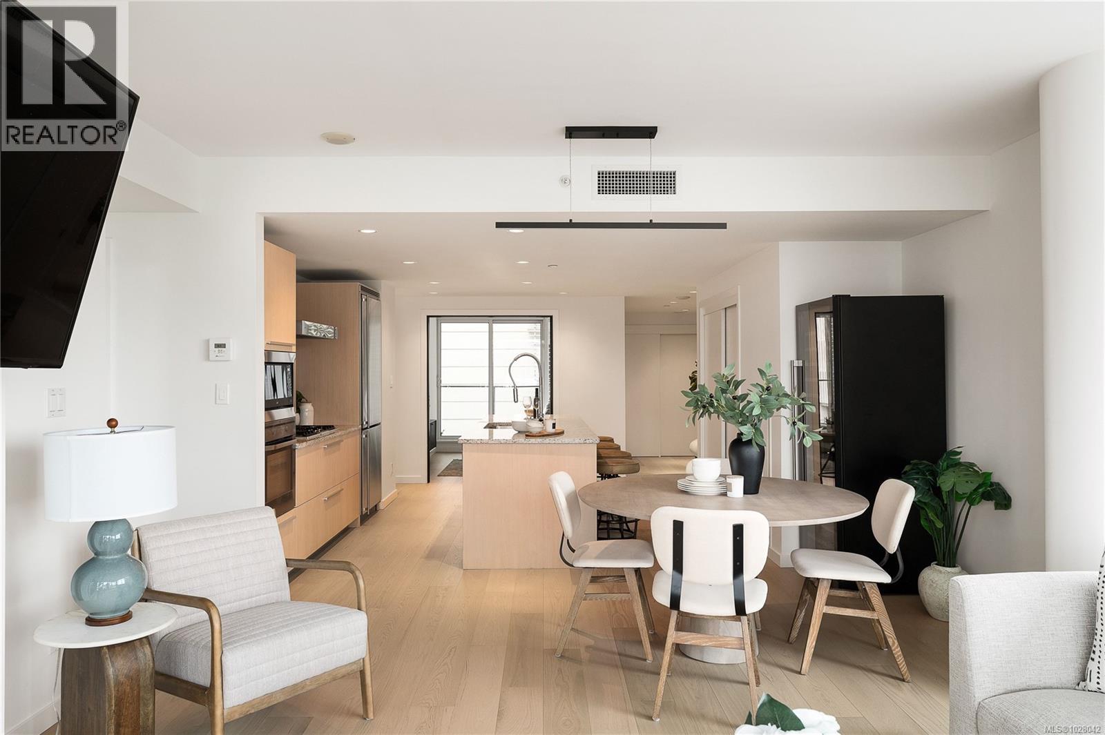 607 708 Burdett Ave, Victoria, British Columbia  V8W 0A8 - Photo 5 - 1028042