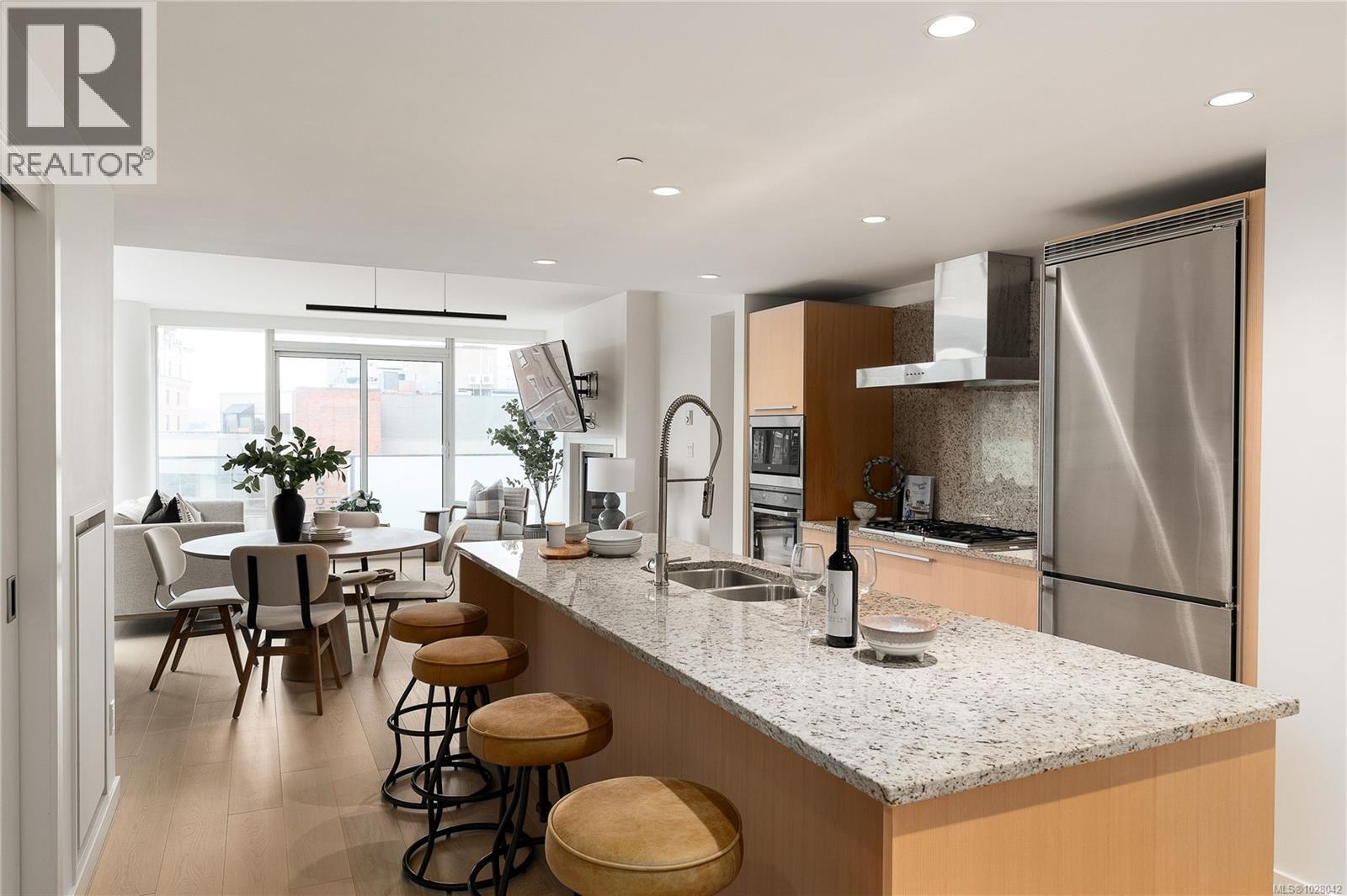 607 708 Burdett Ave, Victoria, British Columbia  V8W 0A8 - Photo 9 - 1028042