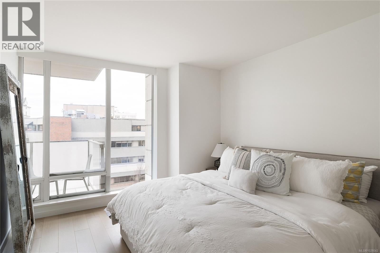 607 708 Burdett Ave, Victoria, British Columbia  V8W 0A8 - Photo 13 - 1028042