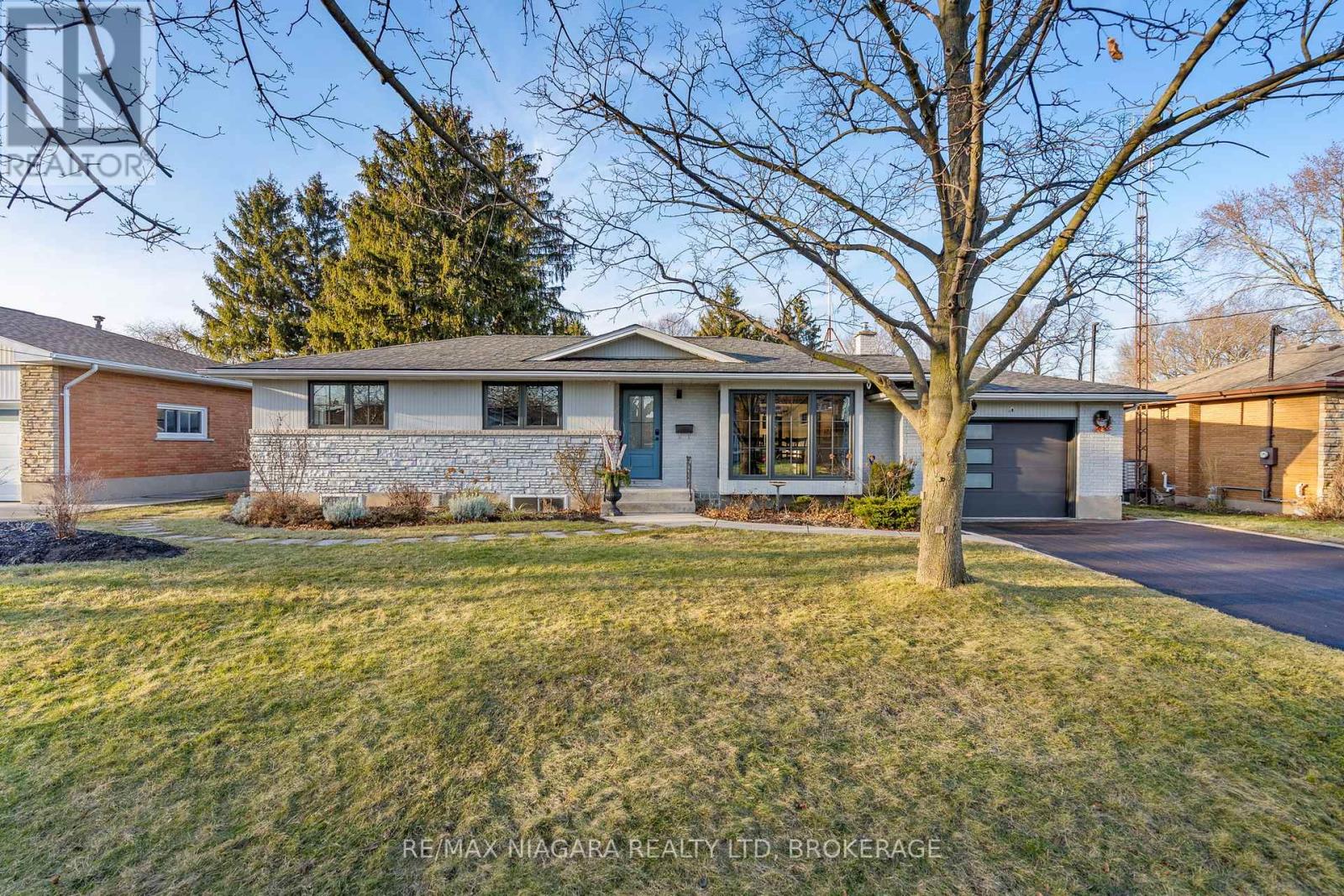 7 King's Grant Road, St. Catharines (Lakeshore), Ontario  L2N 2R9 - Photo 48 - X12856430