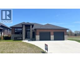 108 HAZEL CRESCENT, Kingsville, Ontario