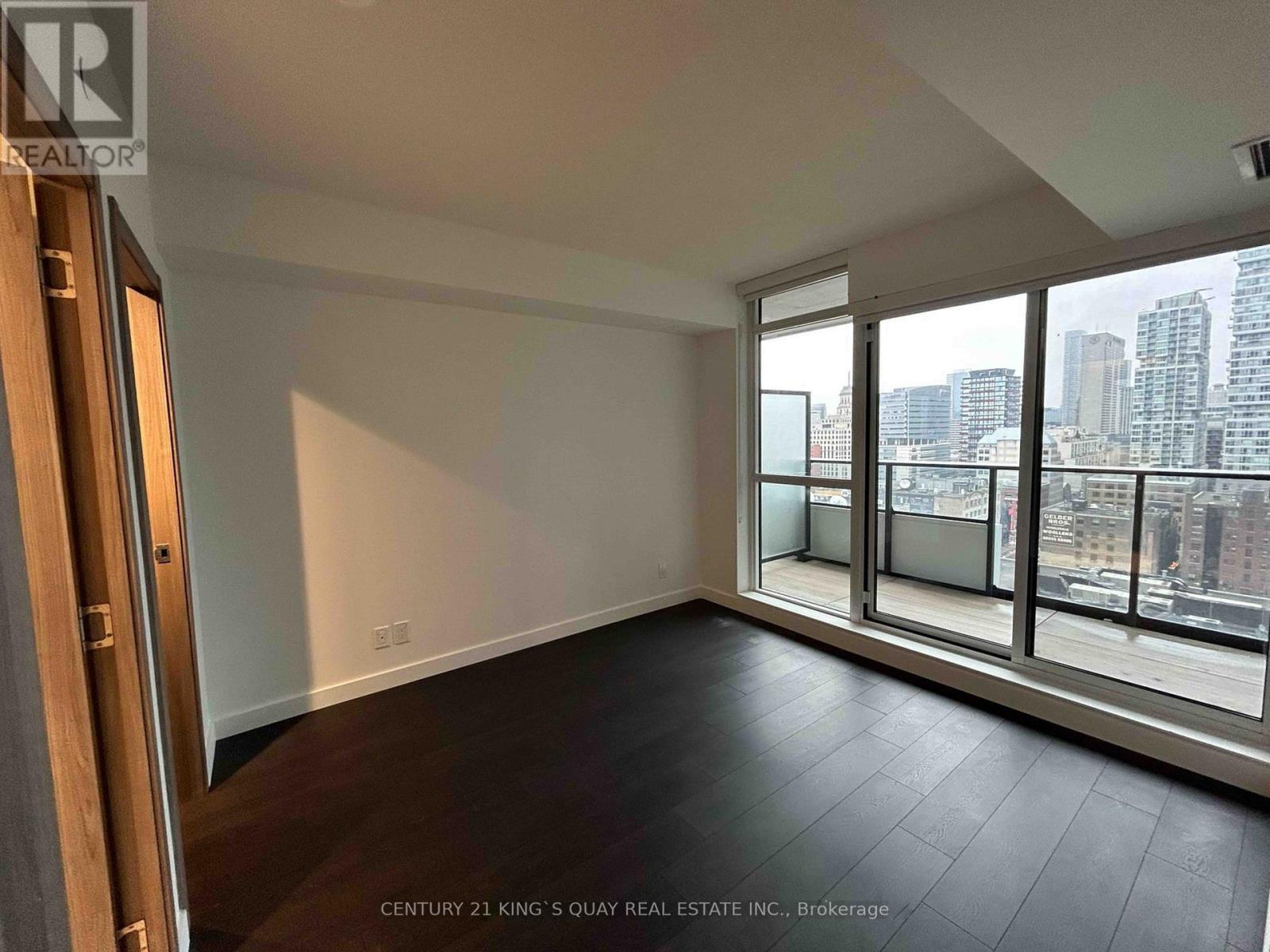 2002 - 38 Widmer Street, Toronto, Ontario  M5V 2E9 - Photo 5 - C12855344