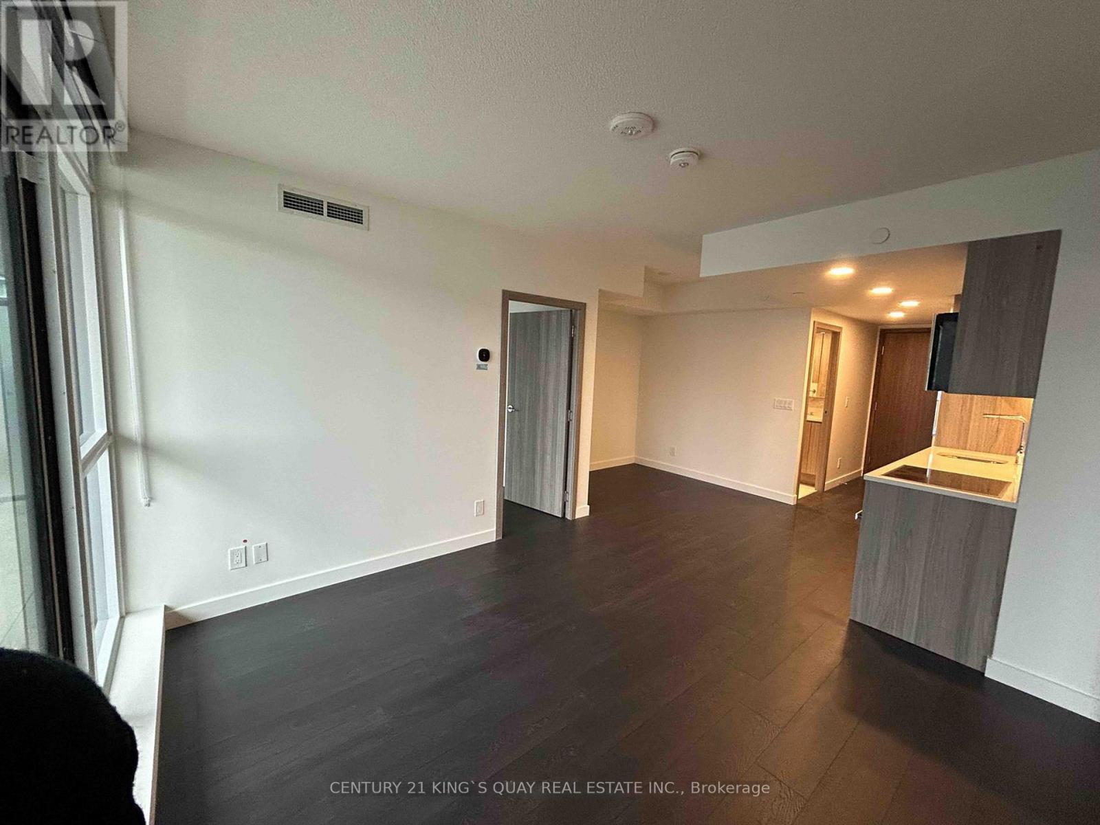 2002 - 38 Widmer Street, Toronto, Ontario  M5V 2E9 - Photo 4 - C12855344