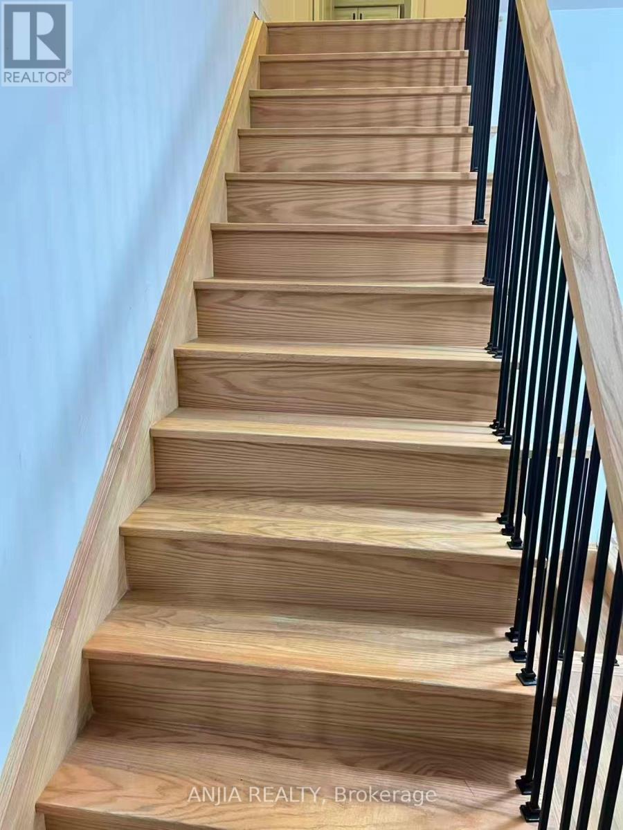 119 Markland Street, Markham, Ontario  L6C 3B5 - Photo 7 - N12856082