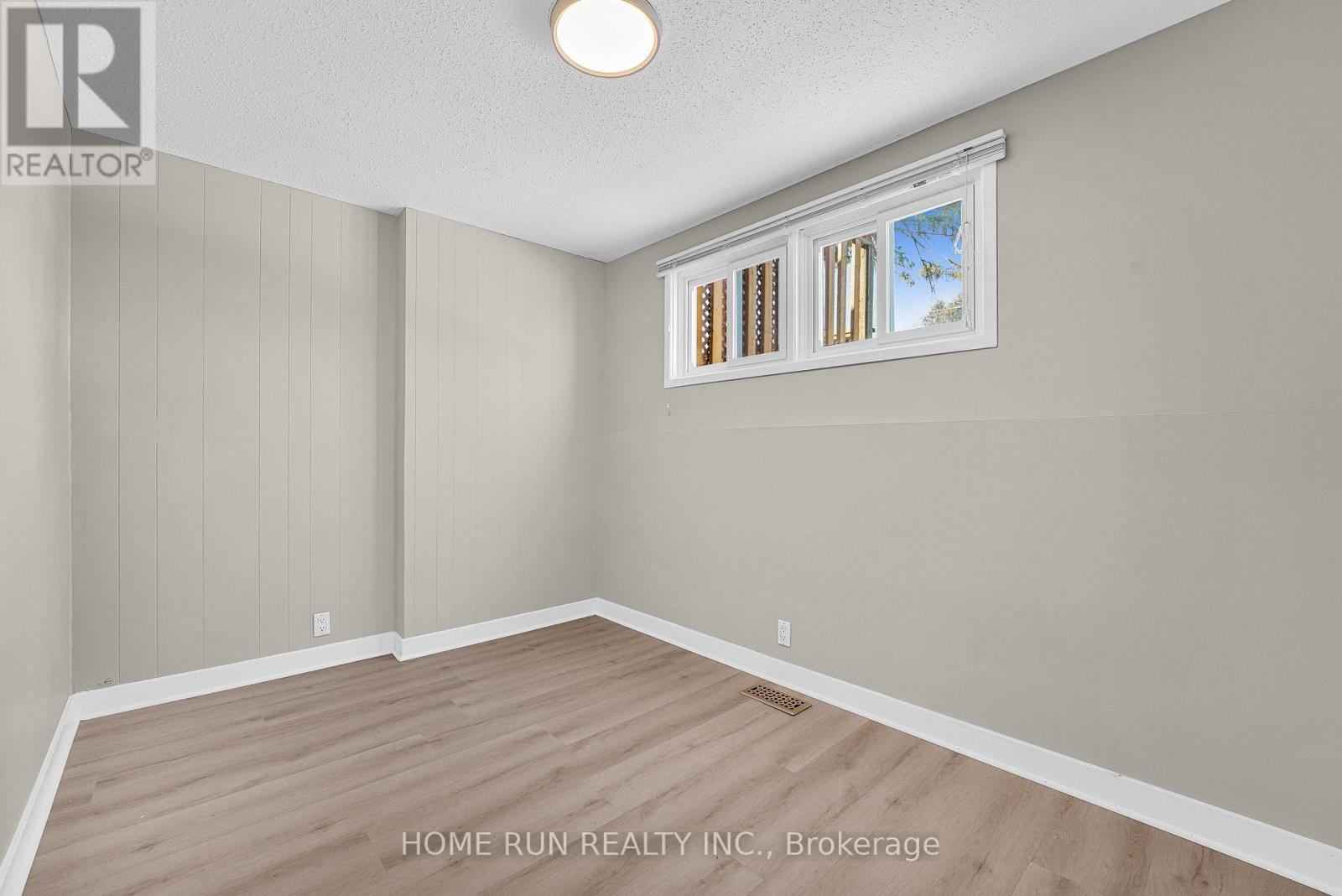 1259 Meadowlands Drive E, Ottawa, Ontario  K2E 6K4 - Photo 18 - X12852624