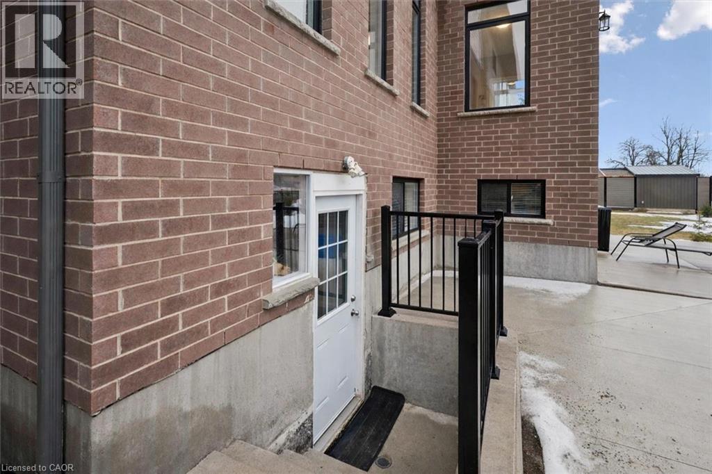 187 Ambrous Crescent, Guelph, Ontario  N1G 0G3 - Photo 32 - 40808444