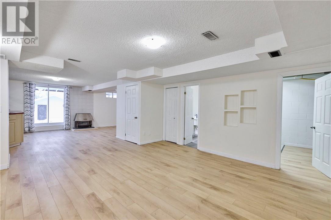 170 Autumnwood Cres Crescent, Greater Sudbury, Ontario  P3B 3Z4 - Photo 19 - 2126656