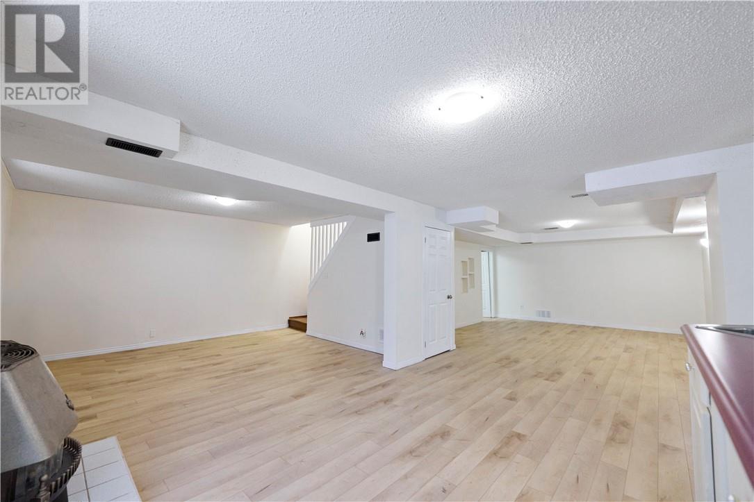 170 Autumnwood Cres Crescent, Greater Sudbury, Ontario  P3B 3Z4 - Photo 16 - 2126656