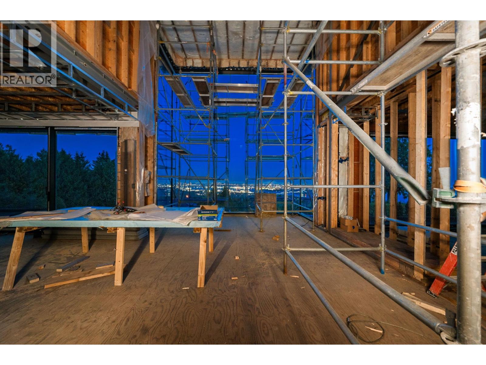 1424 Sandhurst Place, West Vancouver, British Columbia  V7S 2P3 - Photo 36 - R3097010