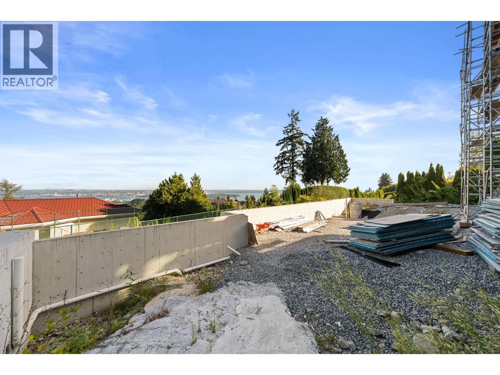 1424 Sandhurst Place, West Vancouver, British Columbia  V7S 2P3 - Photo 17 - R3097010