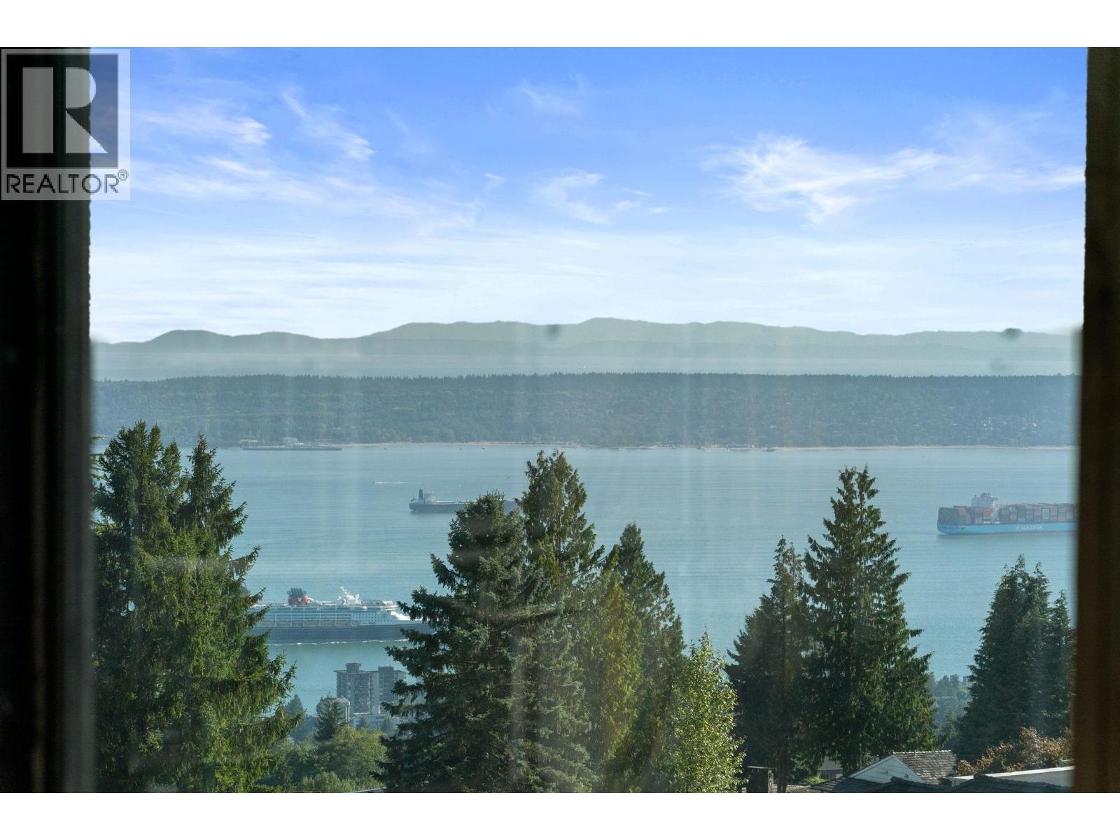 1424 Sandhurst Place, West Vancouver, British Columbia  V7S 2P3 - Photo 24 - R3097010