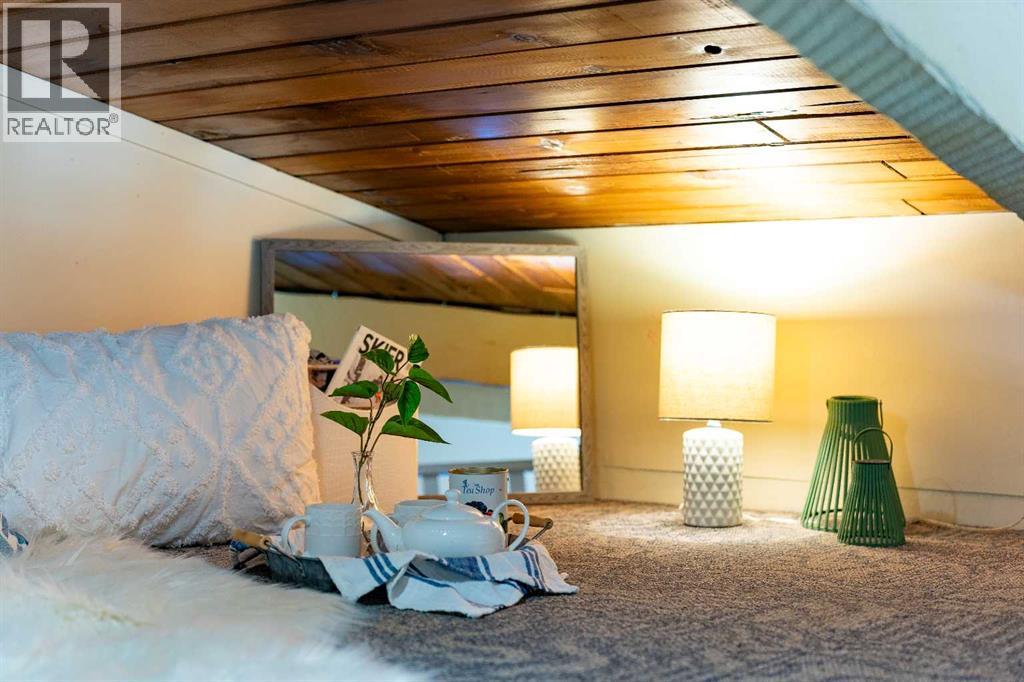 9980 26 Street Sw, Calgary, Alberta  T2V 4E9 - Photo 3 - A2286715