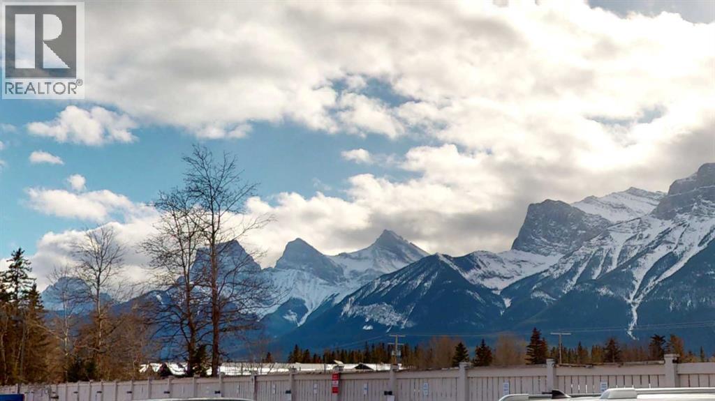 110, 1720 Bow Valley Trail Sw, Canmore, Alberta  T1W 2X3 - Photo 7 - A2287324