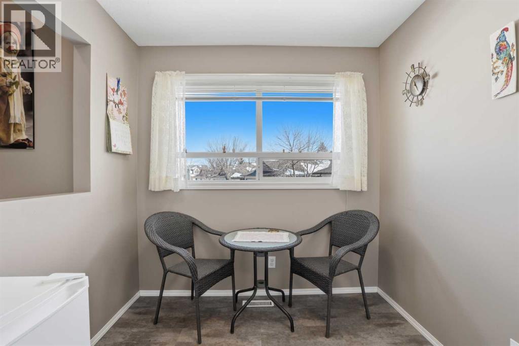 11, 103 Fairways Drive Nw, Airdrie, Alberta  T4B 2Y5 - Photo 10 - A2289417