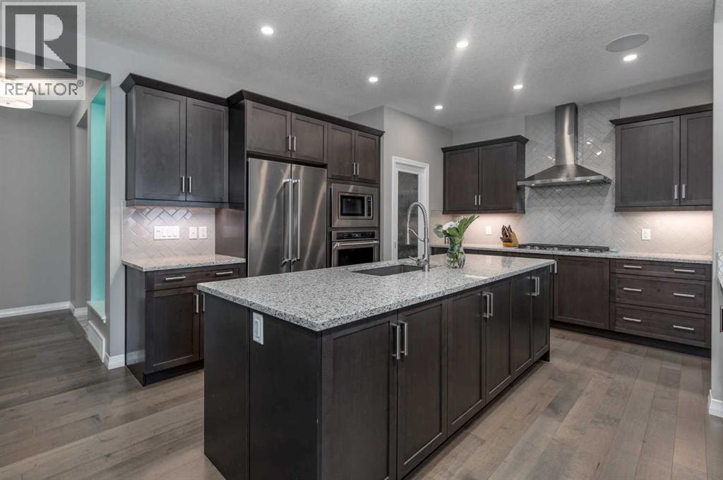 196 Riviera Way, Cochrane, Alberta  T4C 0Y6 - Photo 5 - A2291315