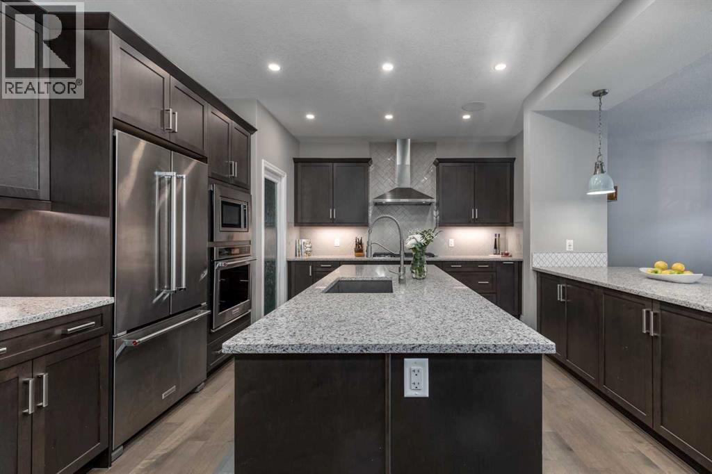 196 Riviera Way, Cochrane, Alberta  T4C 0Y6 - Photo 4 - A2291315