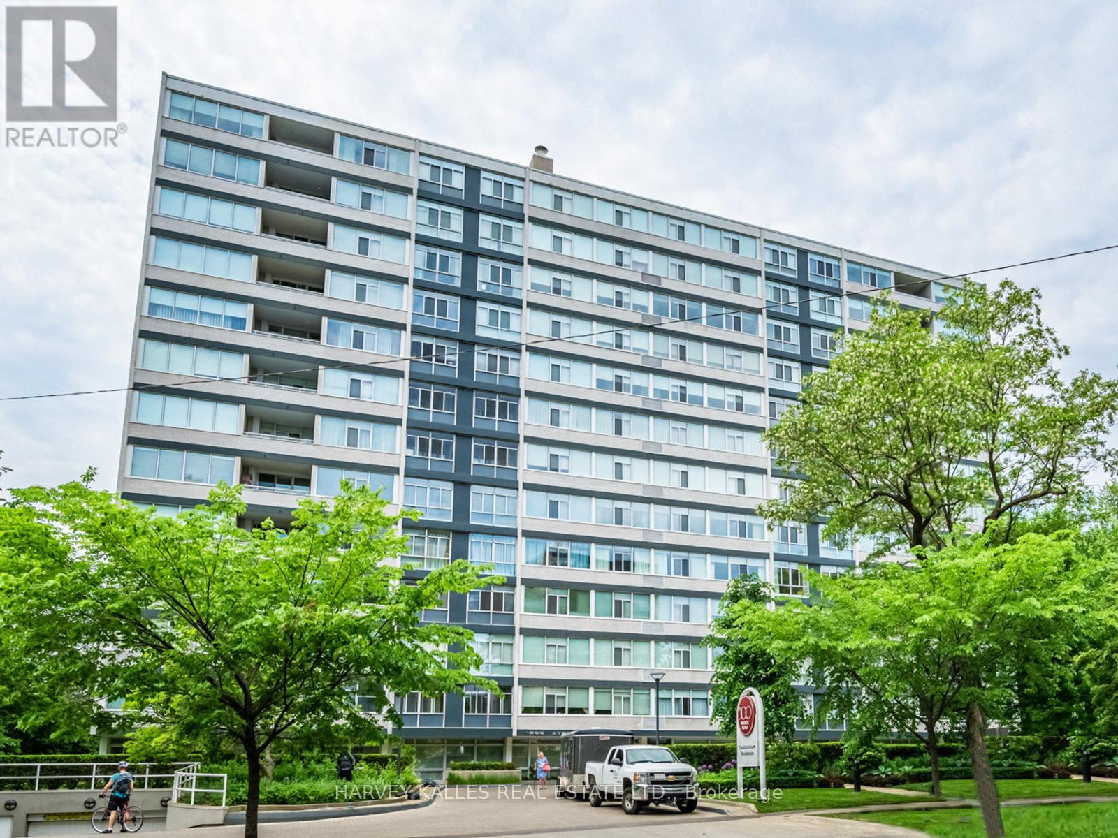 1201 - 500 AVENUE ROAD, Toronto, Ontario