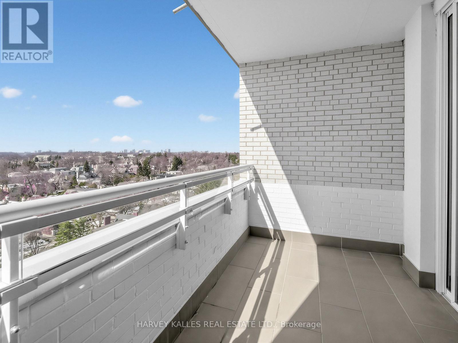 1201 - 500 Avenue Road, Toronto, Ontario  M4V 2J6 - Photo 9 - C12856422