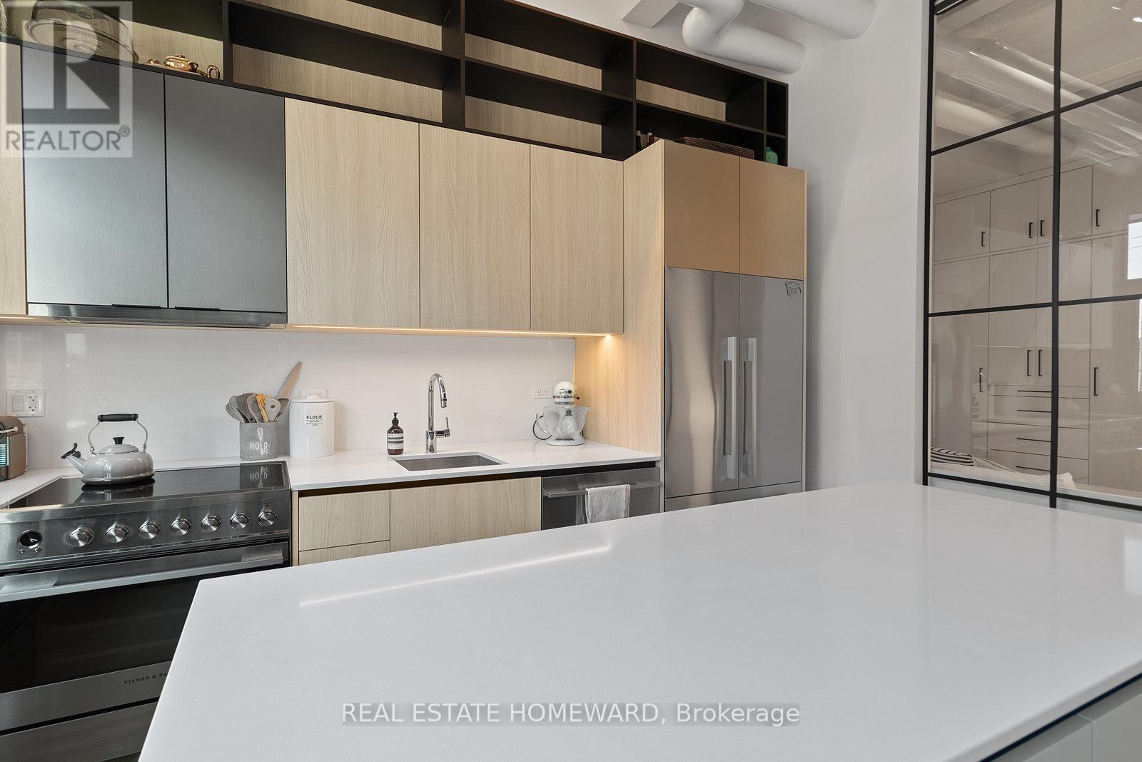 207 - 150 Logan Avenue, Toronto, Ontario  M4M 0E4 - Photo 11 - E12856482