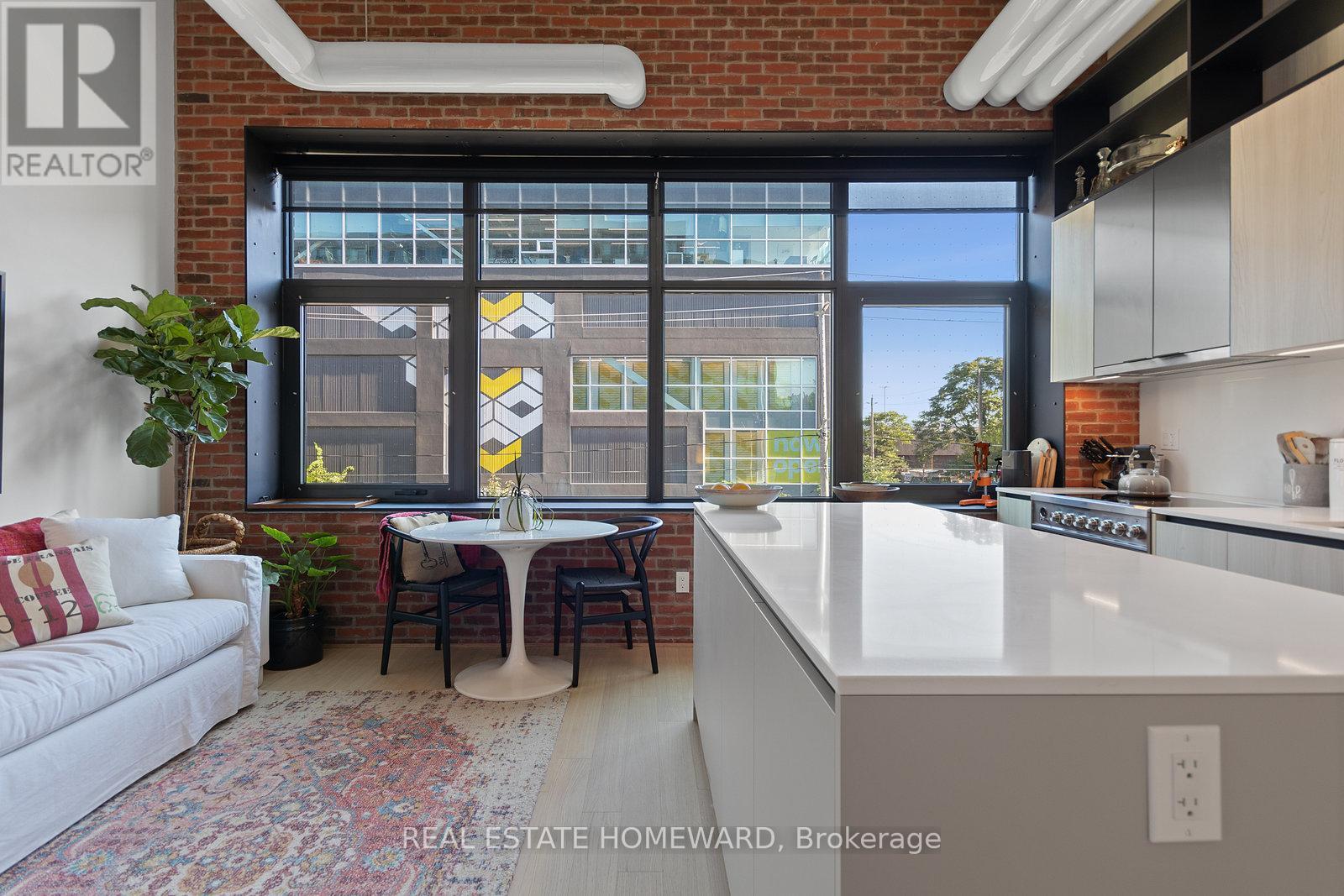 207 - 150 Logan Avenue, Toronto, Ontario  M4M 0E4 - Photo 8 - E12856482