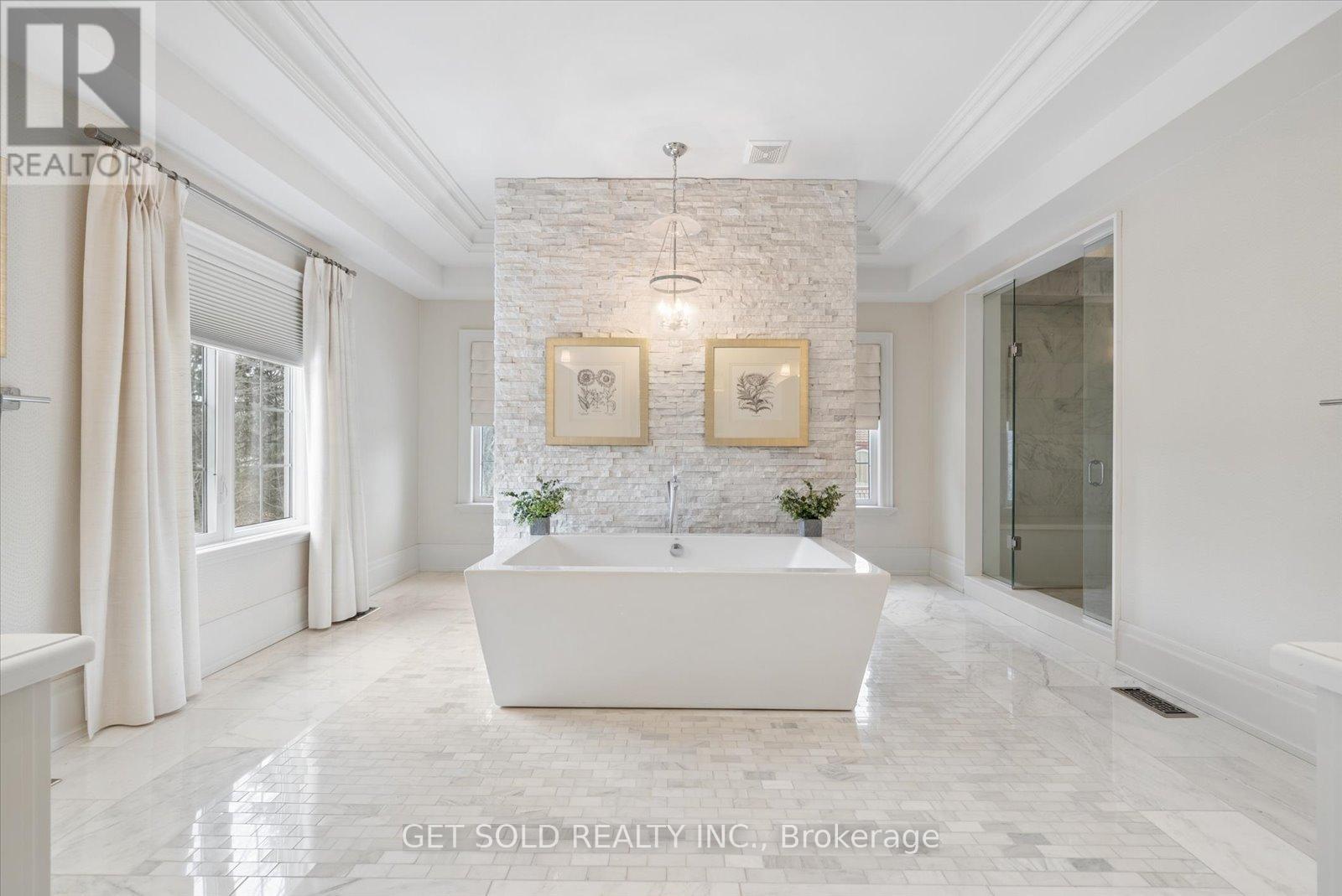 8 Thornhill Avenue, Vaughan (Uplands), Ontario  L4J 1J4 - Photo 32 - N12856466