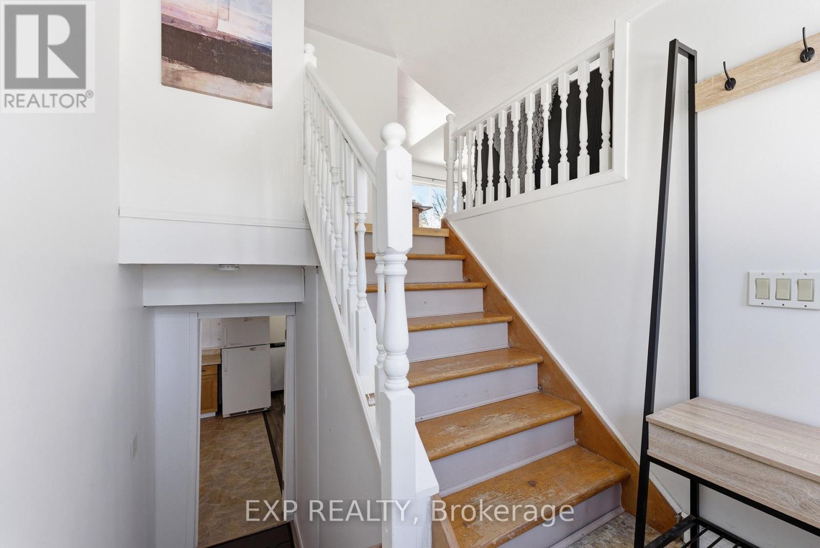 15 Mcintyre Road, Prince Edward County (Ameliasburg Ward), Ontario  K0K 1A0 - Photo 21 - X12854492