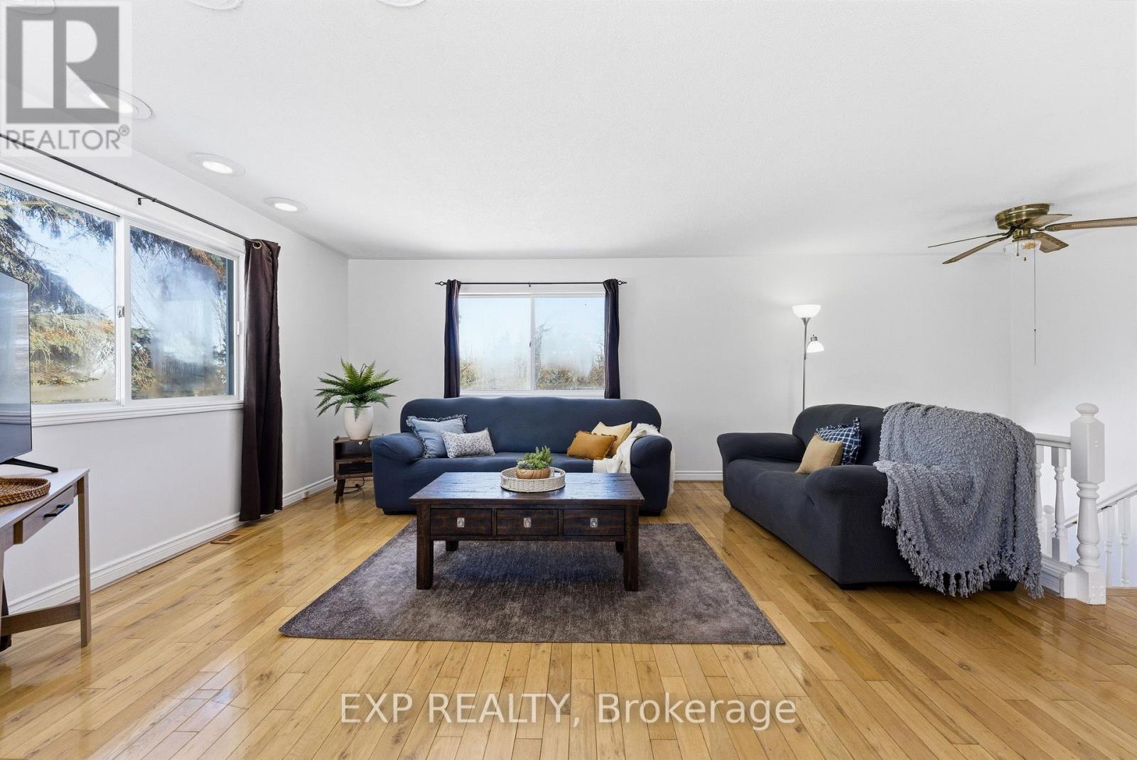 15 Mcintyre Road, Prince Edward County (Ameliasburg Ward), Ontario  K0K 1A0 - Photo 4 - X12854492