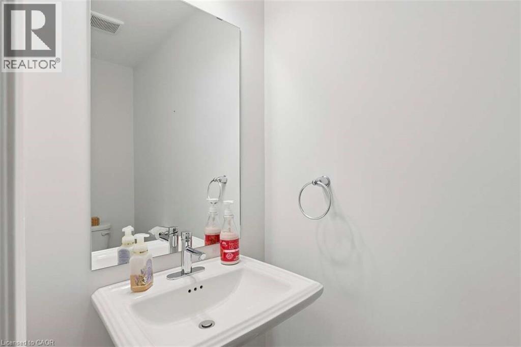 14 Escarpment Drive, Stoney Creek, Ontario  L8E 0G4 - Photo 19 - 40810385