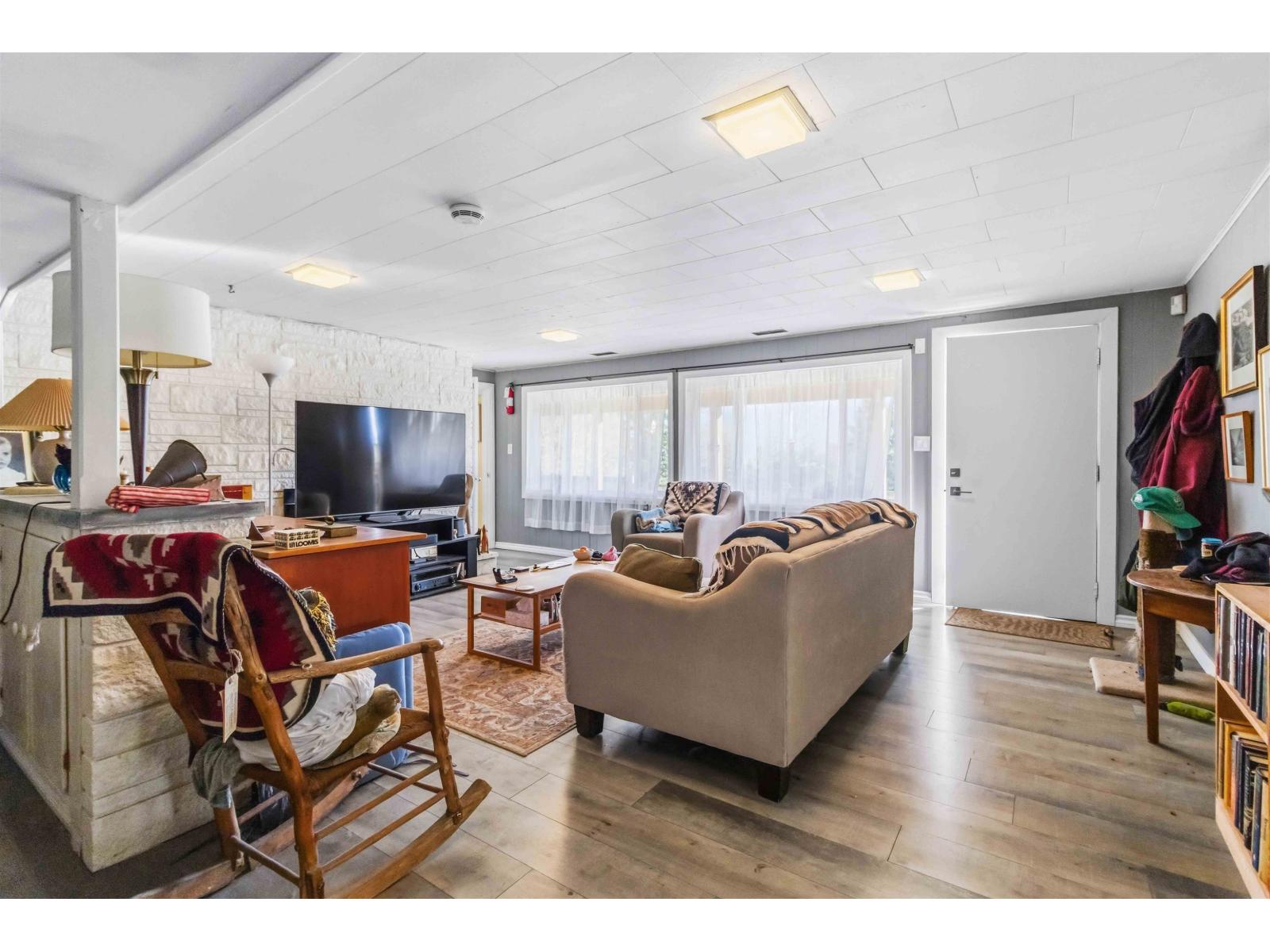 10005 Kenswood Drive, Little Mountain, Chilliwack, British Columbia  V2P 7N5 - Photo 6 - R3094773