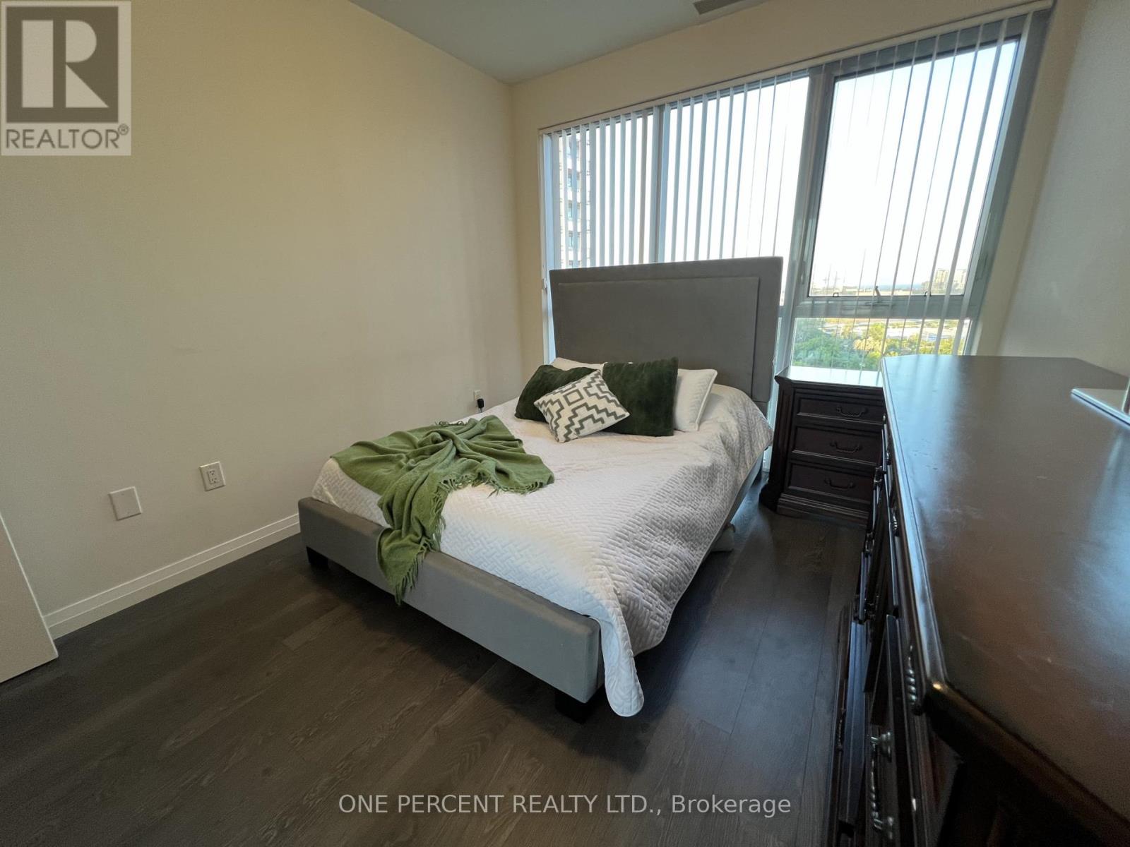 819 - 50 Thomas Riley Road, Toronto (Islington-City Centre West), Ontario  M9B 0C1 - Photo 9 - W12856420