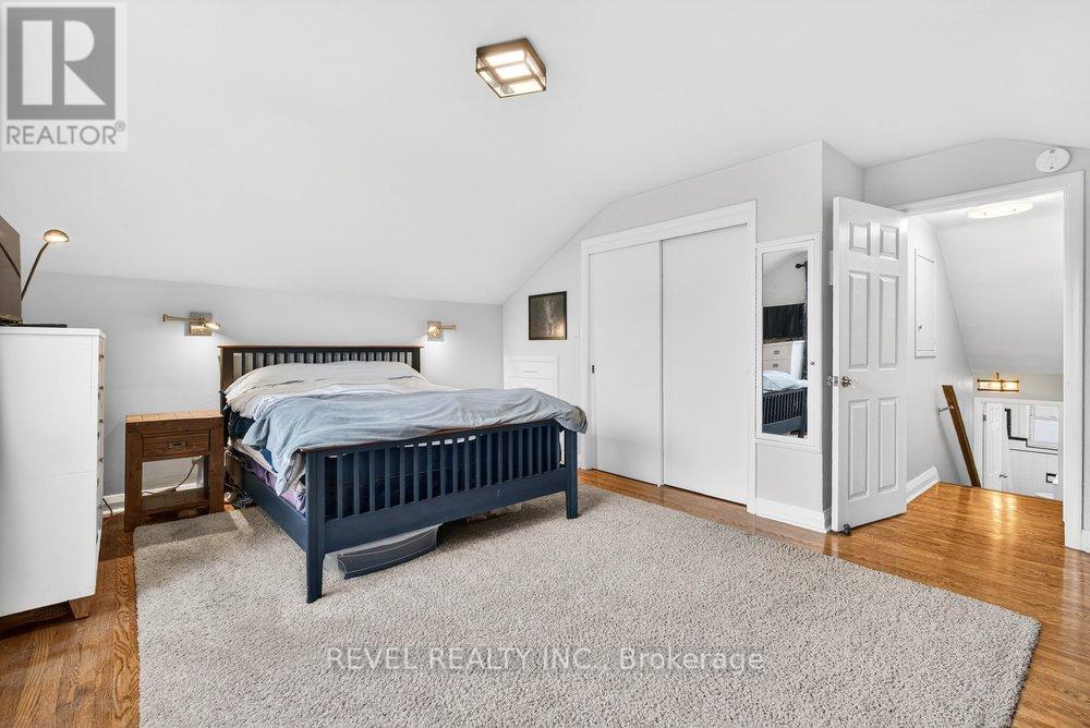 399 Pepper Drive, Burlington (Brant), Ontario  L7R 3E1 - Photo 24 - W12856434